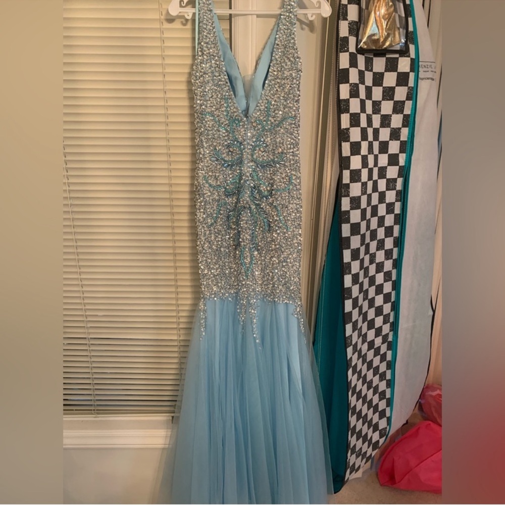Blue and Silver Evening Gown - Picture 11 of 14